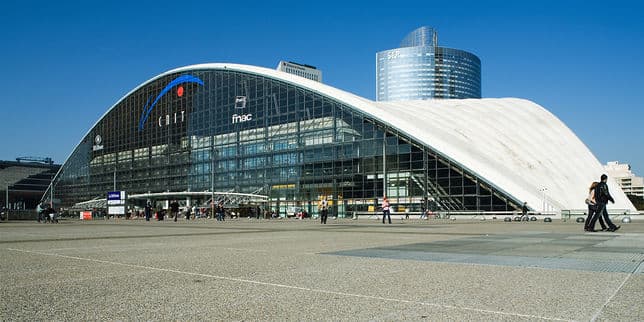 CNIT parvis de la defense paris