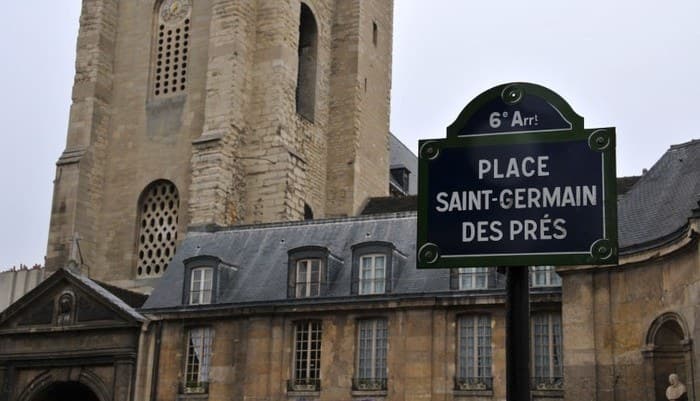 Place Saint Germain des Près dans le 6ème arrondissement de Paris
