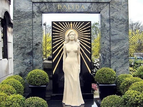 La Tombe de Dalida au cimetière Montmartre