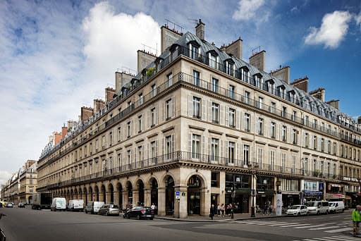 Rue de Rivoli.